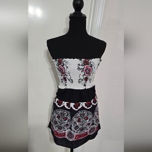 #935 Marshalls Strapless Black and White Top with Red Floral Pattern